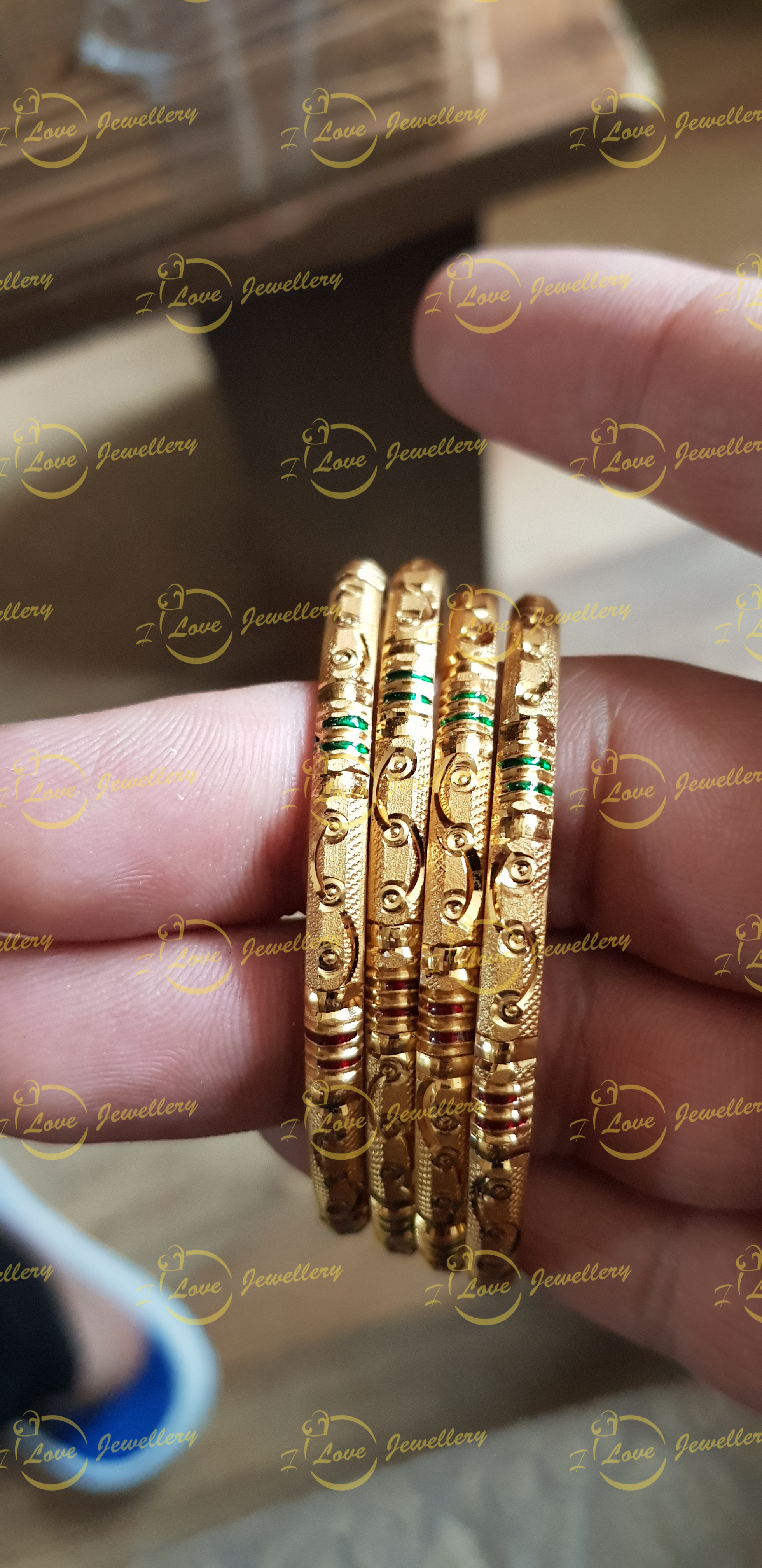 Bangles - golden bangles - wholesale Pakistani jewellery - bespoke Pakistani jewellery