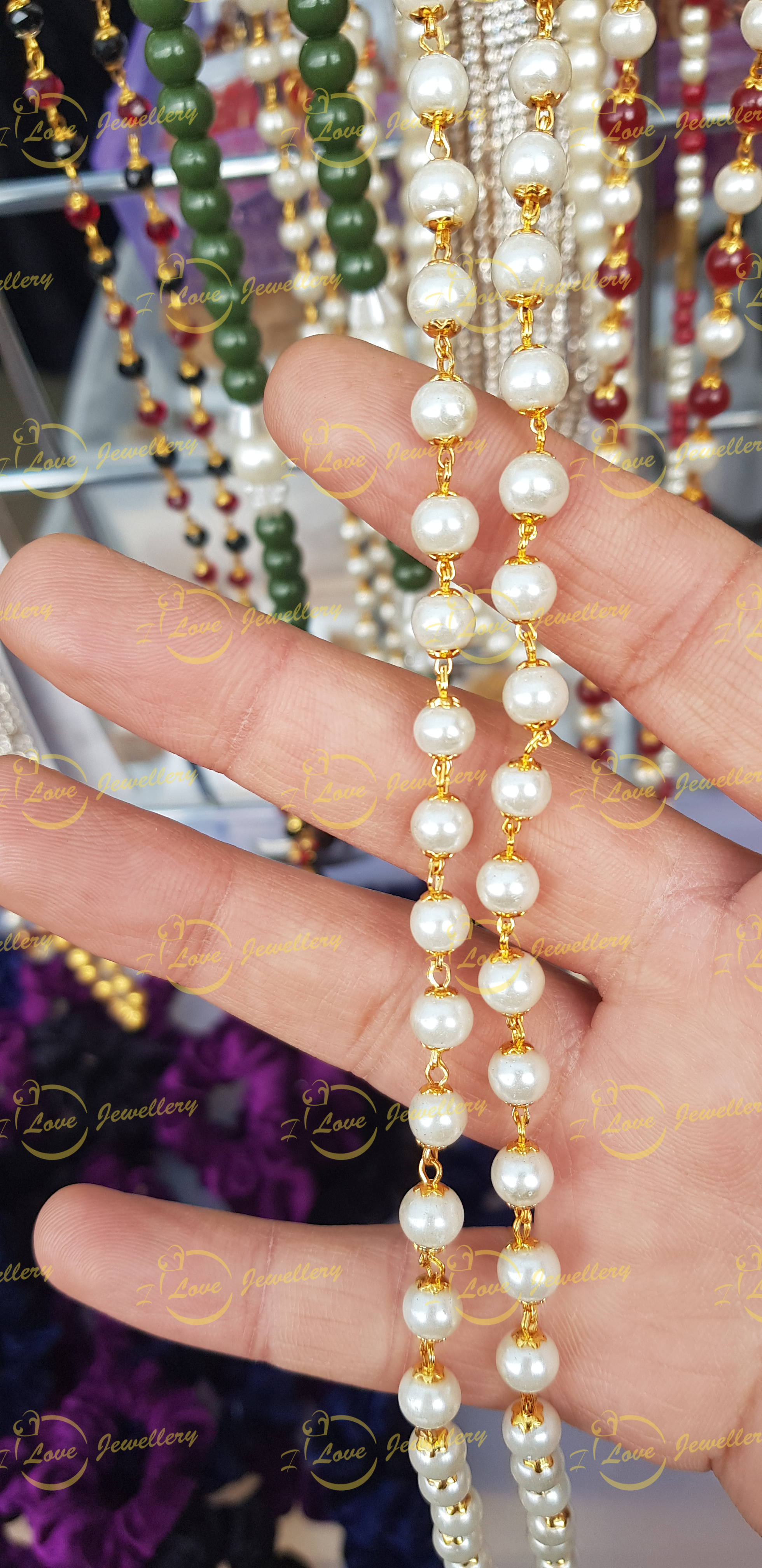 Fashion chain- pearl chain - golden chain - maroon chain - wholesale Pakistani jewellery - bespoke Pakistani jewellery - Pakistani wedding jewellery - Pakistani bridal jewellery