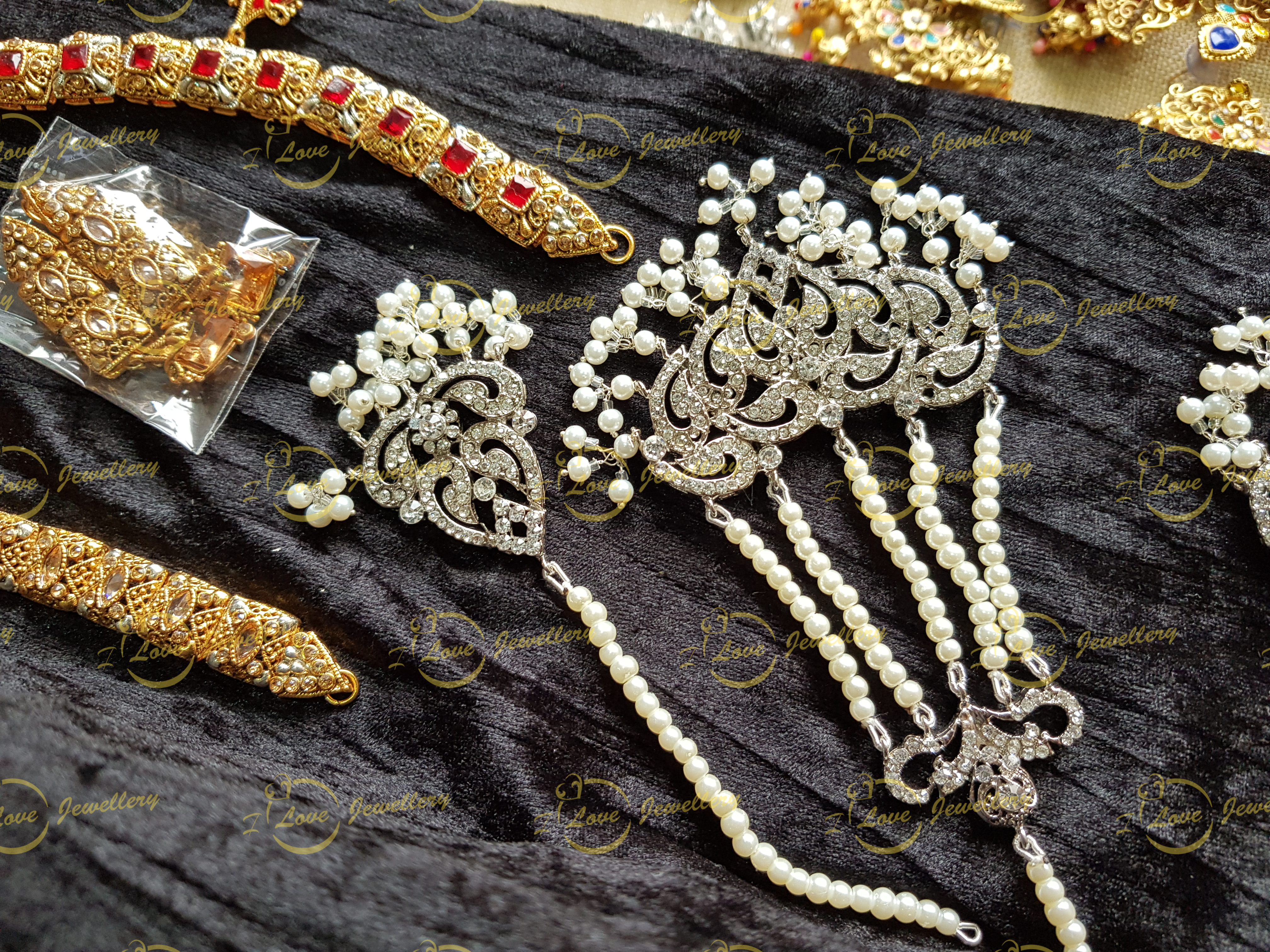 Jhoomar tikka set - silver jhoomar tikka - wholesale Pakistani jewellery - bespoke Pakistani jewellery