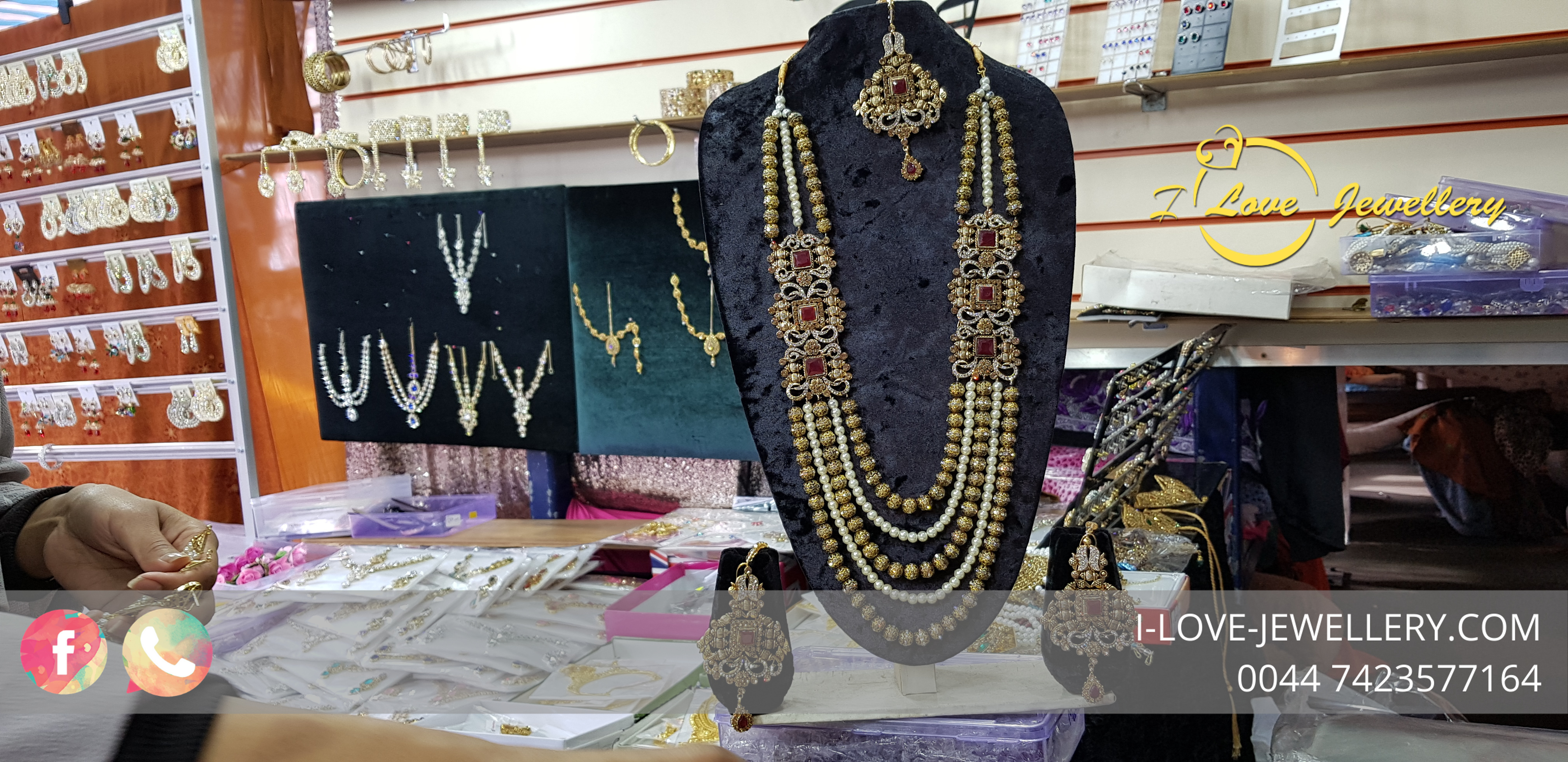 Pakistani bridal jewellery - maroon bridal necklace - bridal chokers - bridal mala - mehndi jewellery - Pakistani wedding jewellery - Pakistani bridal jewellery - wholesale Pakistani jewellery - bespoke Pakistani jewellery